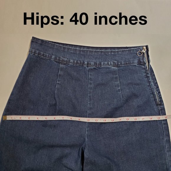 High waisted side zipper Wide Leg cropped Jeans in size 29 - Picture 5 of 9